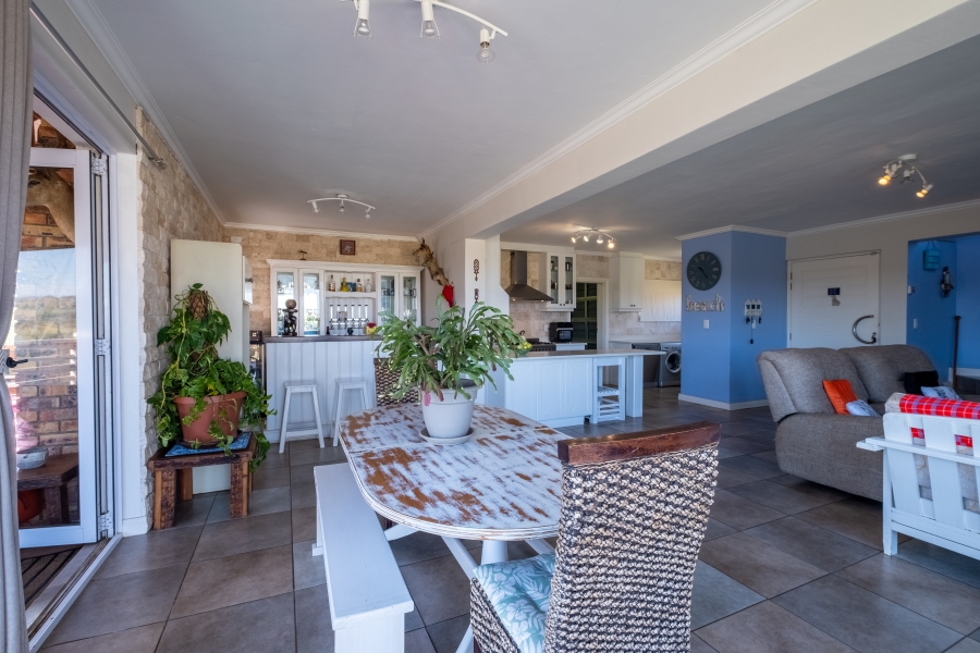 4 Bedroom Property for Sale in Cosy Corner Eastern Cape
